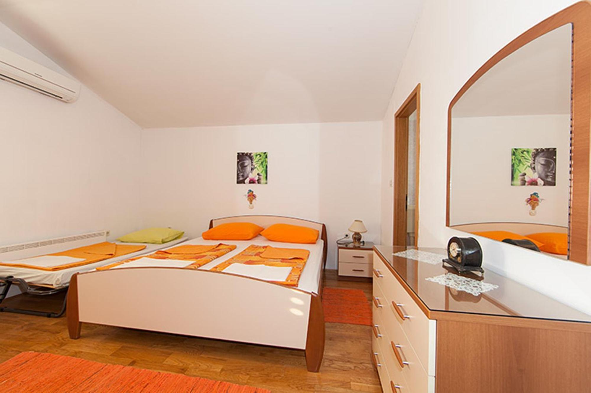 Apartments Zorica Tucepi Room photo